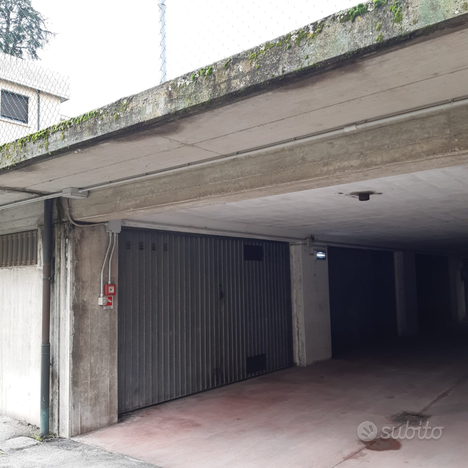 Garage a Faenza zona parco Bertozzi