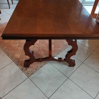 tavolo in legno massello 