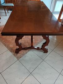 tavolo in legno massello 