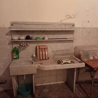 Lavandino in marmo storico 