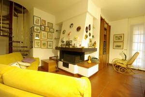 Villa di 674 m² con più di 5 locali e box auto dop