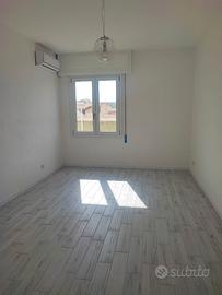 Stanza uso ufficio in studio professionale