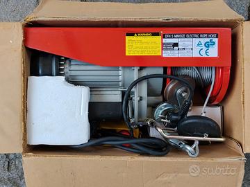 Paranco Elettrico 500kg (900W) + Braccio Supporto