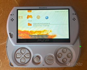 CONSOLE SONY PSP GO BIANCA CON CARICATORE