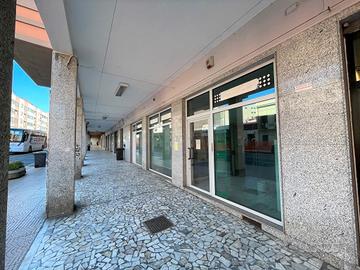 Negozio ampio - Viale Sant'Avendrace