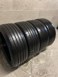 235 45 19 Goodyear estive 85%