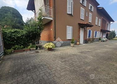 VILLA SINGOLA A CASSINE