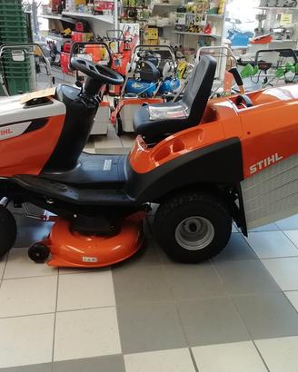 TRATTORINO STIHL RT 5112 Z CON RACCOLTA