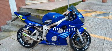 Yamaha r6 anno 2000