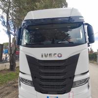 Trattore iveco s-way 530