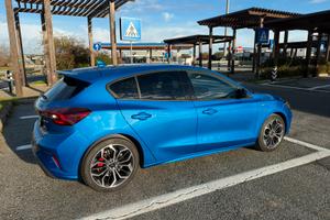 Ford focus st line x 2023