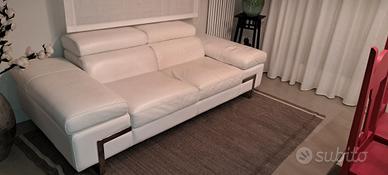 divano in pelle Poltrone e Sofà 