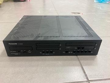 Centralino Panasonic KX-NS500 con scheda DLC8, usa