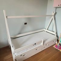 Lettino a casetta per bambini, legno bianco