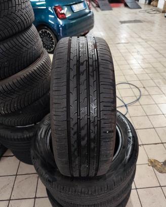 4 Pneumatici Continental 215/55 R 17 pari al nuovo