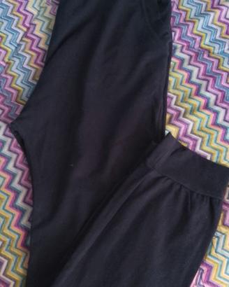 Pantaloni tuta