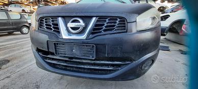 NISSAN QASHQAI 2010 - PARAURTI ANTERIORE