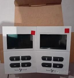 Due display Vaillant come nuovi