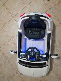Auto elettrica Fiat 500, lettore Mp3, luci led