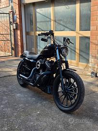 Harley Davidson sportster 883
