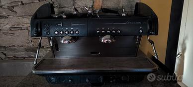 Macchina da caffè FAEMA. 