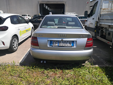 Si vende Audi A4 del 1998 1.9 TDI 110 cl