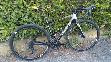 Bicicletta da corsa Giant Defy Advanced tg. S