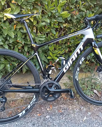 Bicicletta da corsa Giant Defy Advanced tg. S