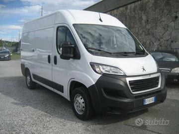 PEUGEOT Boxer 335 2.2 BLUEHDI 140 S-S PM-TM FURG