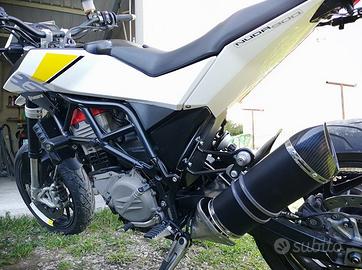 Special Titanium Black Husqvarna Nuda 900 IE