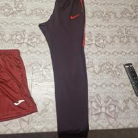 pantaloni Nike