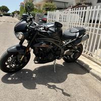 Triumph Speed Triple RS 1050