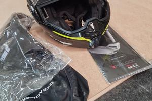 casco modulare in carbonio