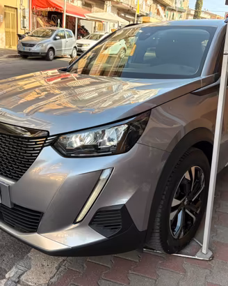Peugeot 2008 BlueHDi 130 S&S EAT8 Allure
