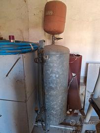 Serbatoio e vaso di espansione