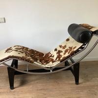 Chaise Longue LC4 in cavallino MDF ITALIA Milano
