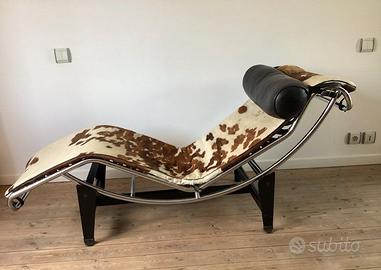 Chaise Longue LC4 in cavallino MDF ITALIA Milano