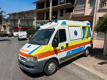Ambulanza Allestita Fiat Ducato Perfetta in Tutto