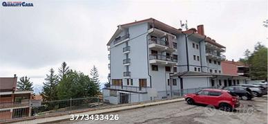 MONOLOCALE A SASSOTETTO HOTEL HERMITAGE