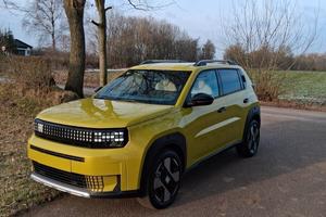 Fiat Grande Panda 1.2 Hybrid 110 CV S&S La Prima