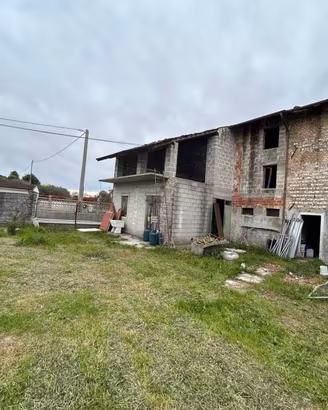 Rustico / Casale di 150 m² con 4 locali a Zoppola