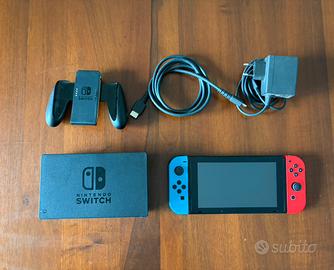 Nintendo Switch V2 completa più 7 giochi
