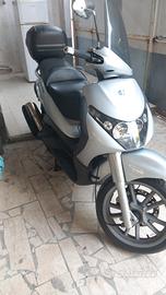 Piaggio Beverly 