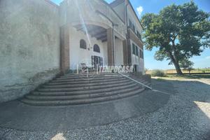 Villa a Jolanda di Savoia Località Cisi 6 locali