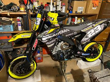 YAMAHA YZF 450 pista