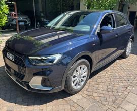 AUDI A1 SPB Citycarver S tronic S line edition