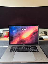 Macbook Pro  15” (2018), i7-6 core, SSD,  Touchbar