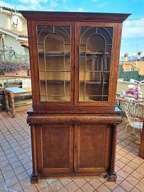 vetrina inglese in mogano 