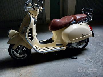 VESPA 250 GTV