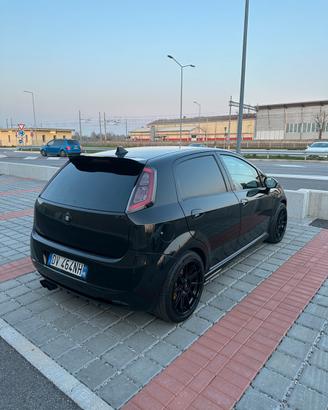 Fiat Grande Punto Tjet